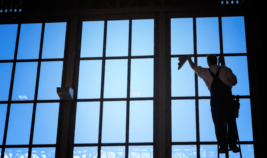 COMMERCIAL WINDOW CLEANING